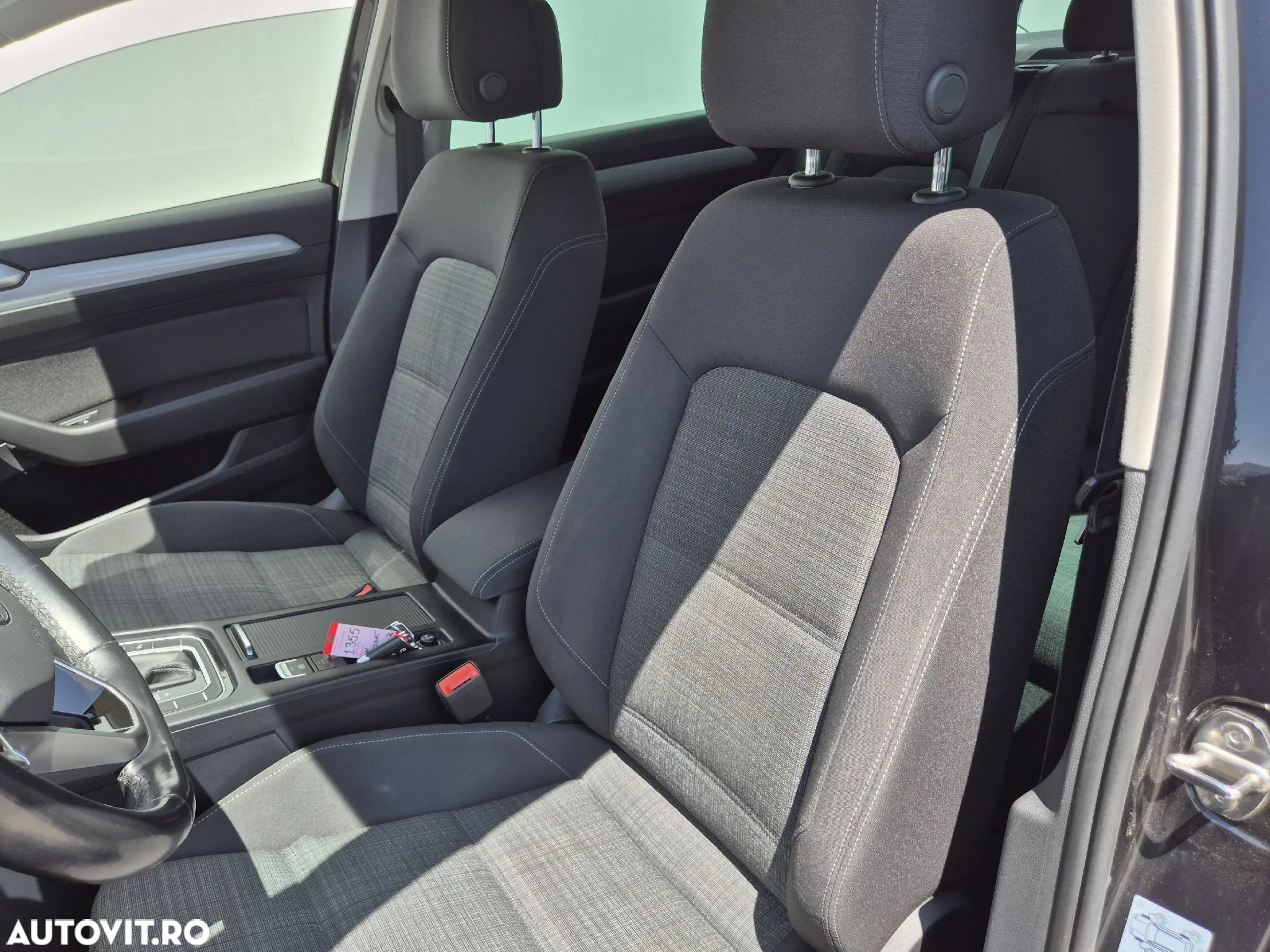 Volkswagen Passat Variant 2.0 TDI DSG Comfortline - 11