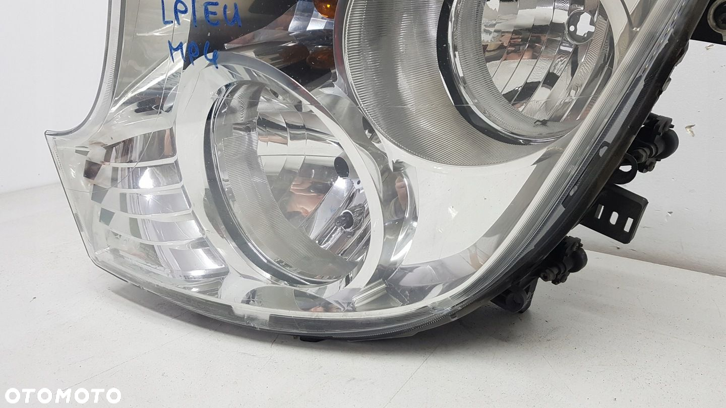 MERCEDES ACTROS MP4 LAMPA LEWY PRZÓD EU - 3