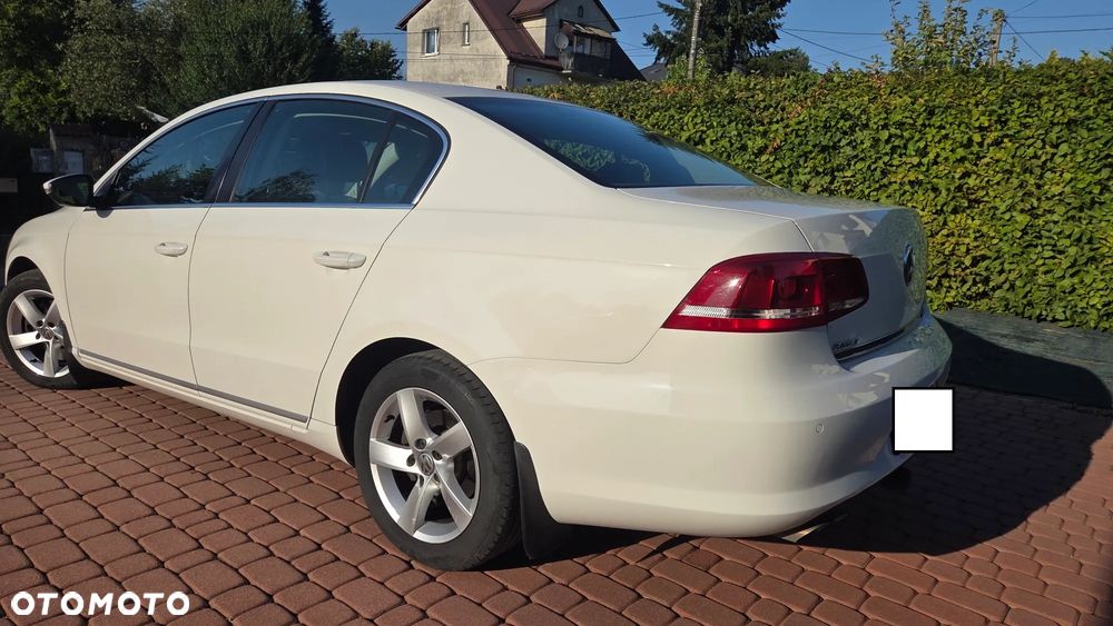 Volkswagen Passat 2.0 TDI Comfortline - 3