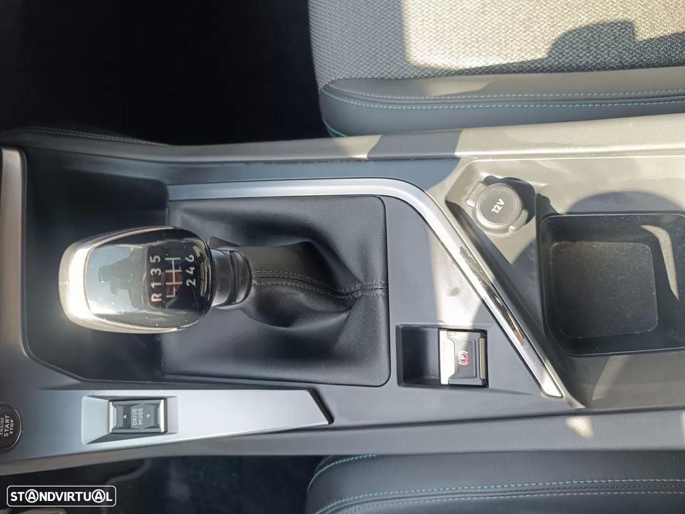 Peugeot 308 1.5 BlueHDi Allure Pack - 18