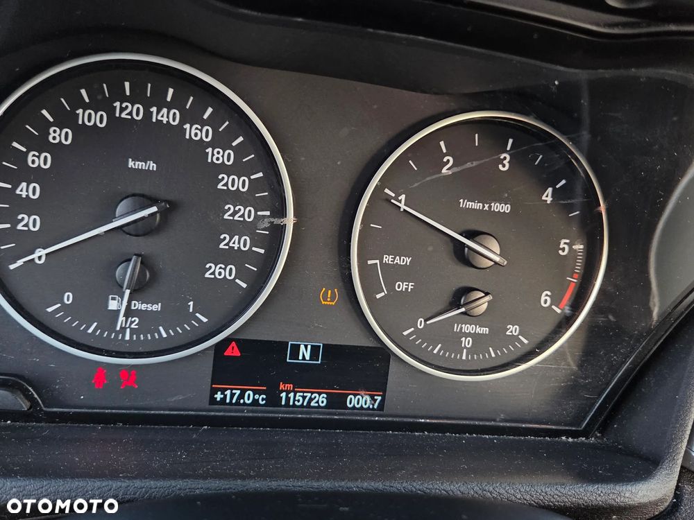 BMW X1 sDrive16d Sport Line - 29