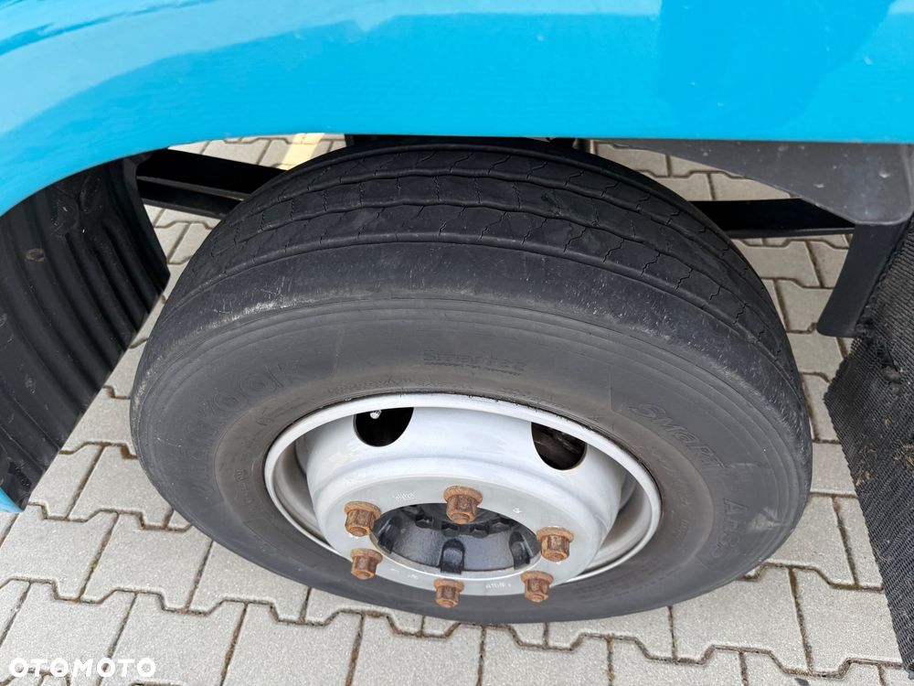 MAN TGL 12.220 / KONTENER + WINDA / 117 000 KM / ROLETA / TYŁ PODUSZKA / Z FRANCJI / STAN BDB / / / - 10