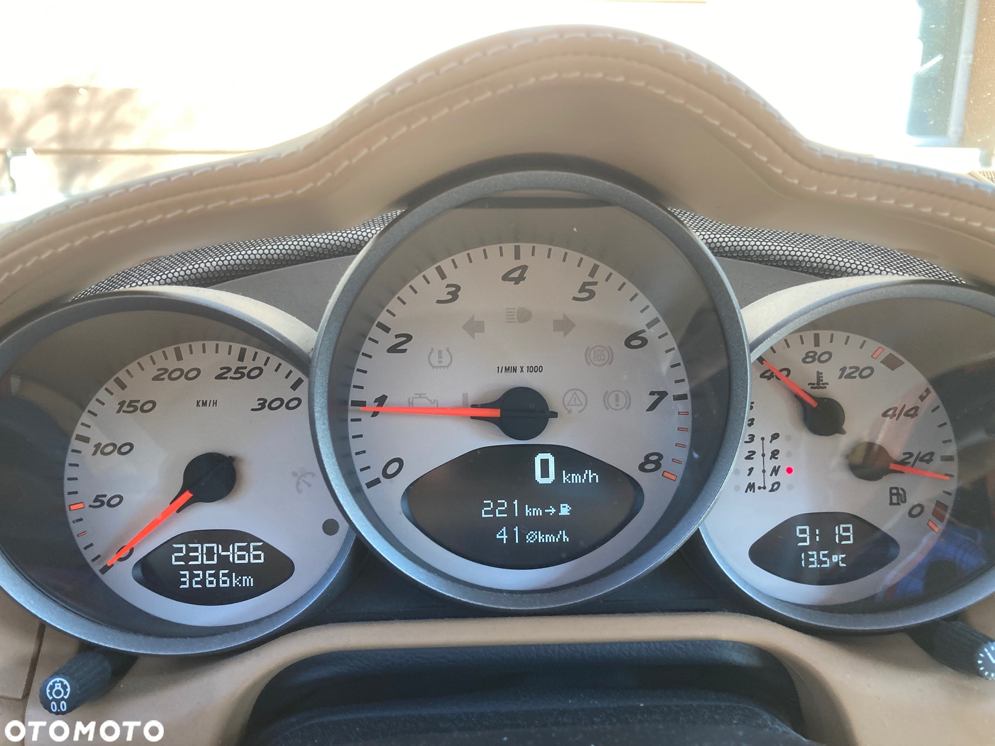 Porsche Cayman - 10