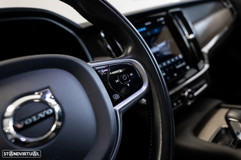 Volvo V90 Cross Country B5 B AWD Geartronic Pro - 17