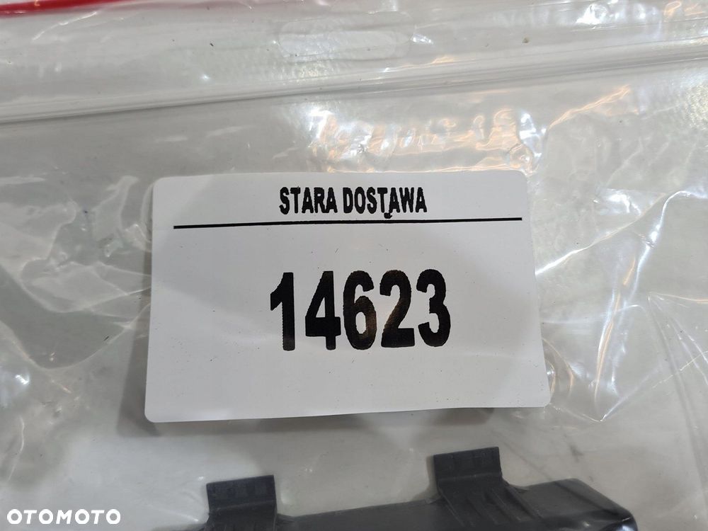 moduł klapy grand cherokee wk2 11r 05026480ak - 4