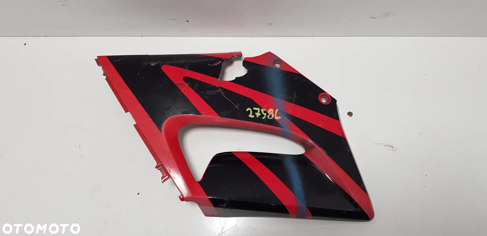 Honda CBR 125 2004 Owiewka Prawa - 2