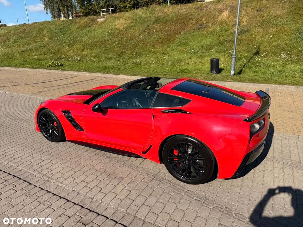Chevrolet Corvette - 13