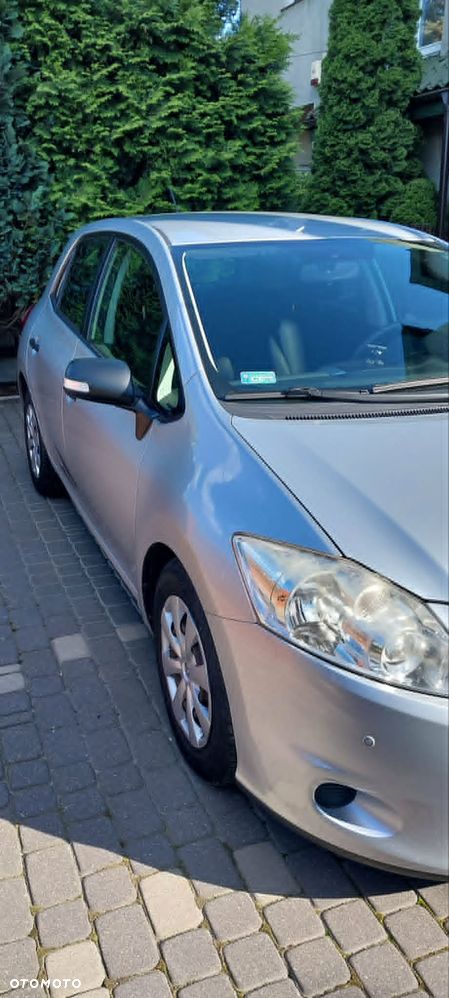 Toyota Auris 1.4 D-4D Terra EU5 - 10