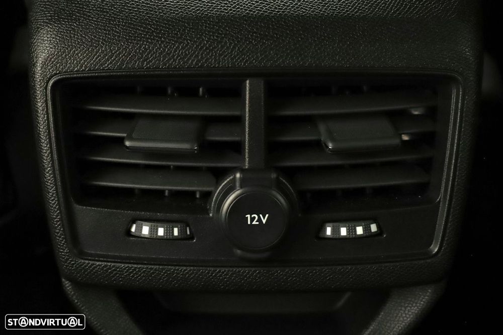 Peugeot 3008 1.6 Hybrid Allure e-EAT8 - 24