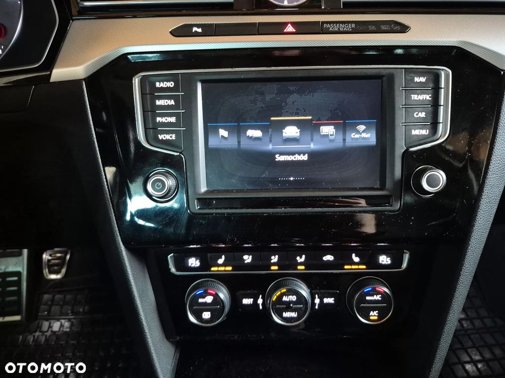 Volkswagen Passat ver-1-4-tsi-bmt-act-comfortline - 24