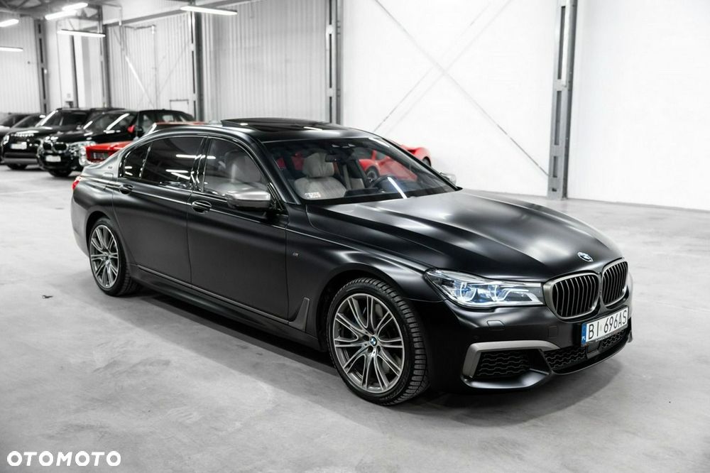BMW Seria 7 M760Li xDrive - 7