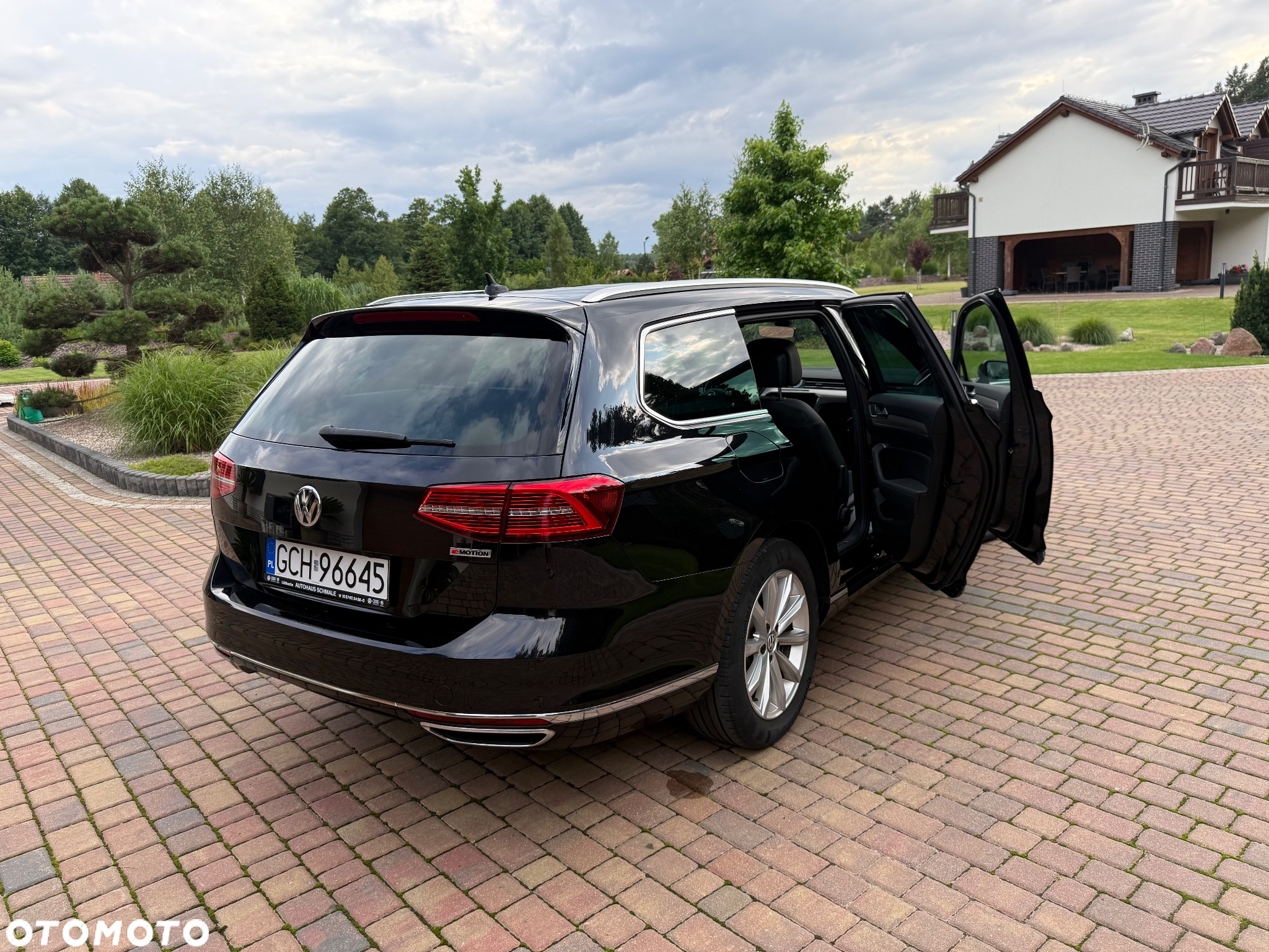 Volkswagen Passat Variant 2.0 TDI SCR 4Motion DSG Highline - 19