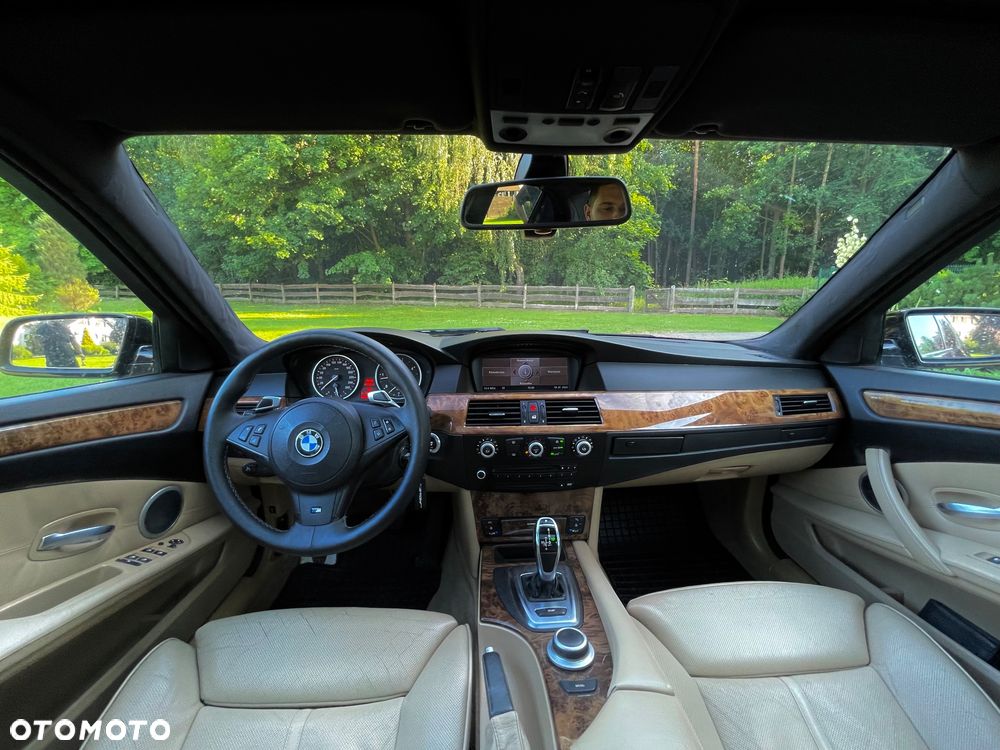 BMW Seria 5 535d - 12