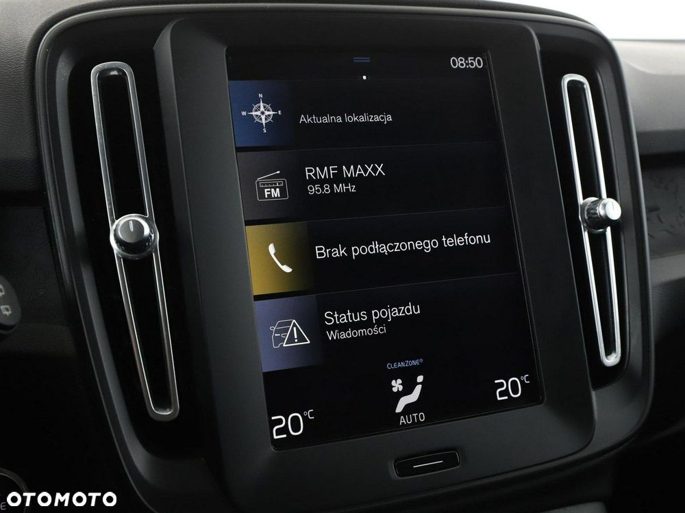 Volvo XC 40 T2 Momentum Core - 24