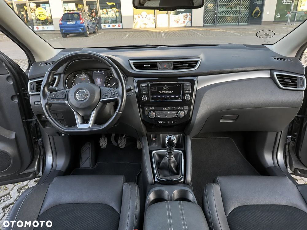 Nissan Qashqai 1.3 DIG-T Tekna - 4