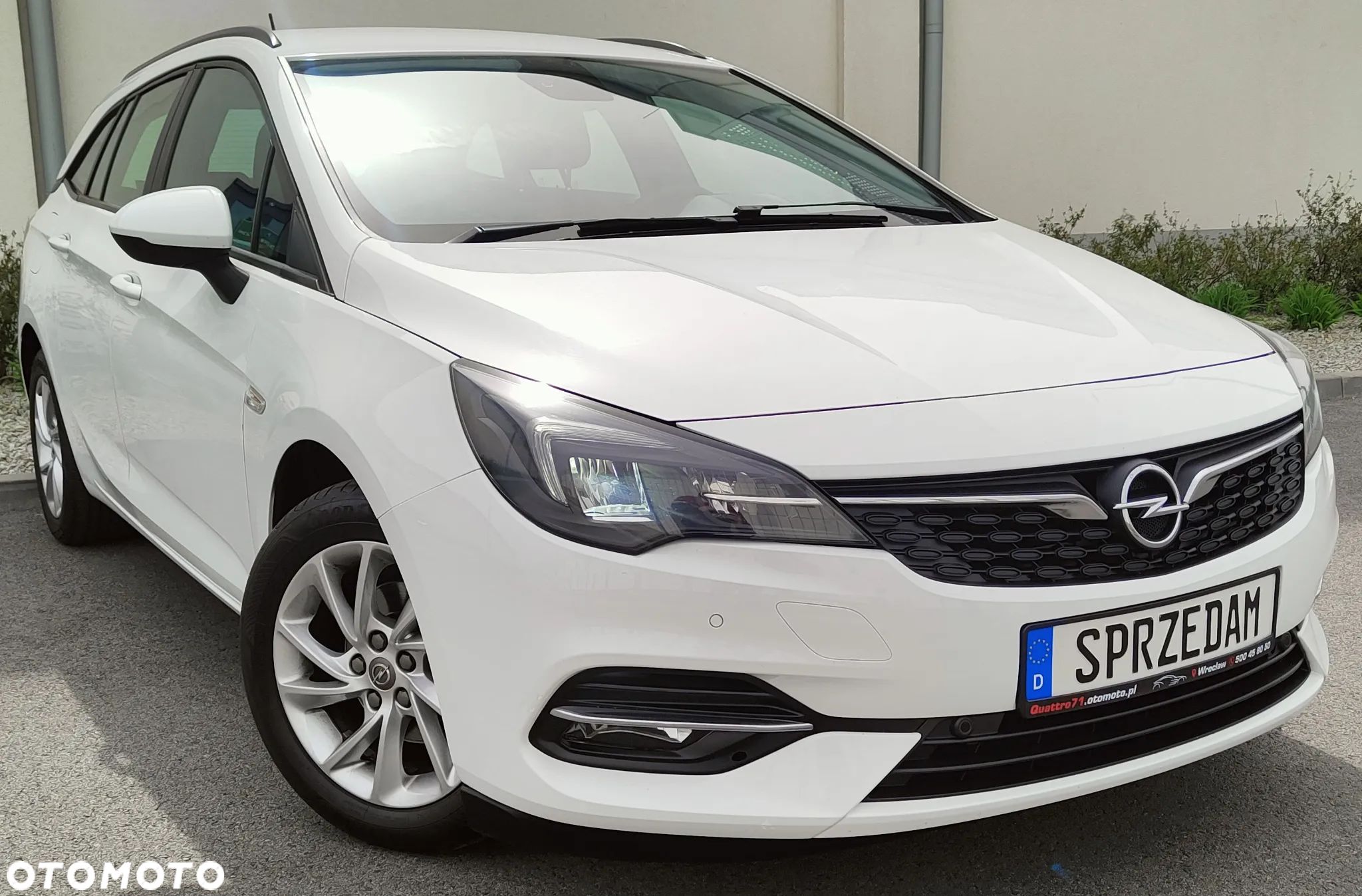 Opel Astra 1.4 Turbo Start/Stop Sports Tourer St Business Edition - 1