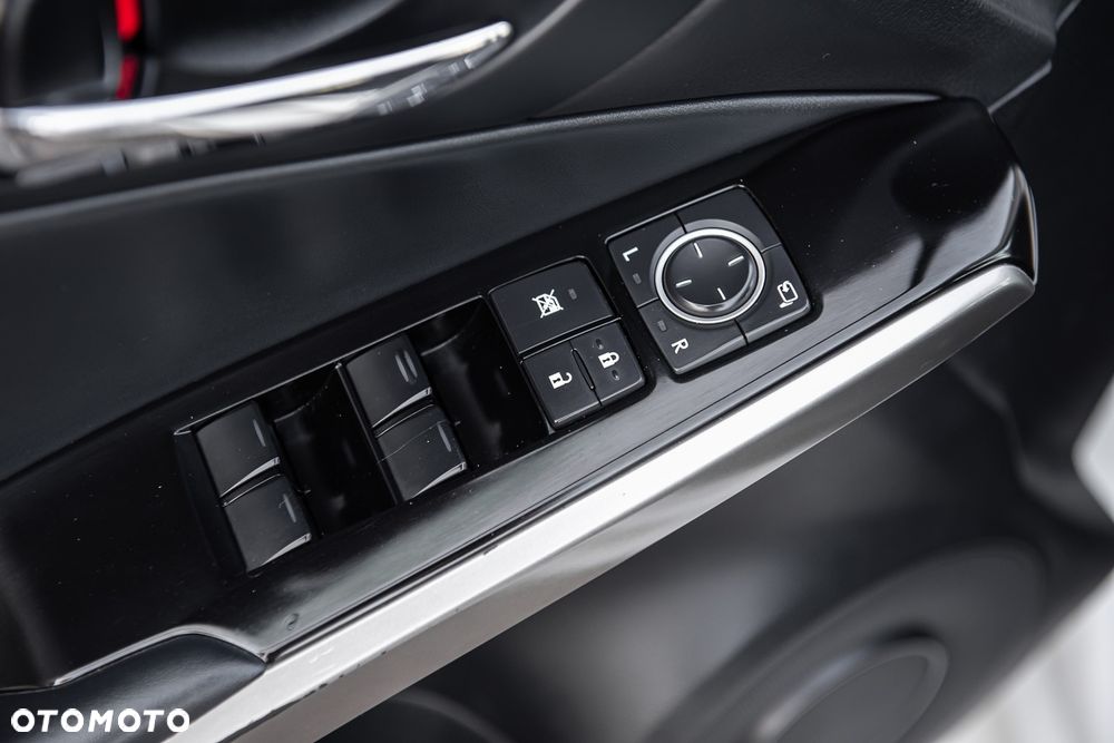 Lexus IS 300h Business - 22