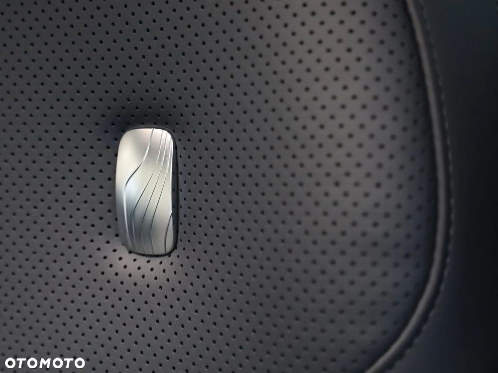 Geely Starray EM-i 1.5 PHEV Max - 23