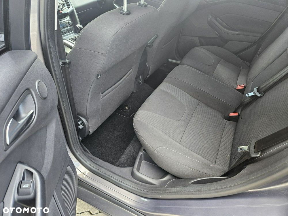 Ford Focus - 21