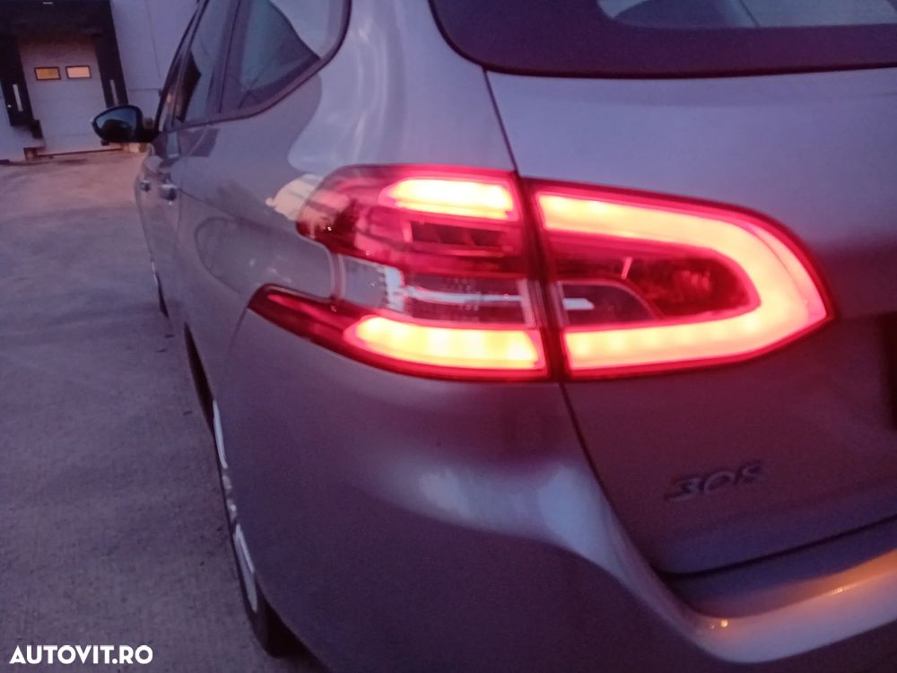 Peugeot 308 PureTech 130 Stop & Start Style - 20