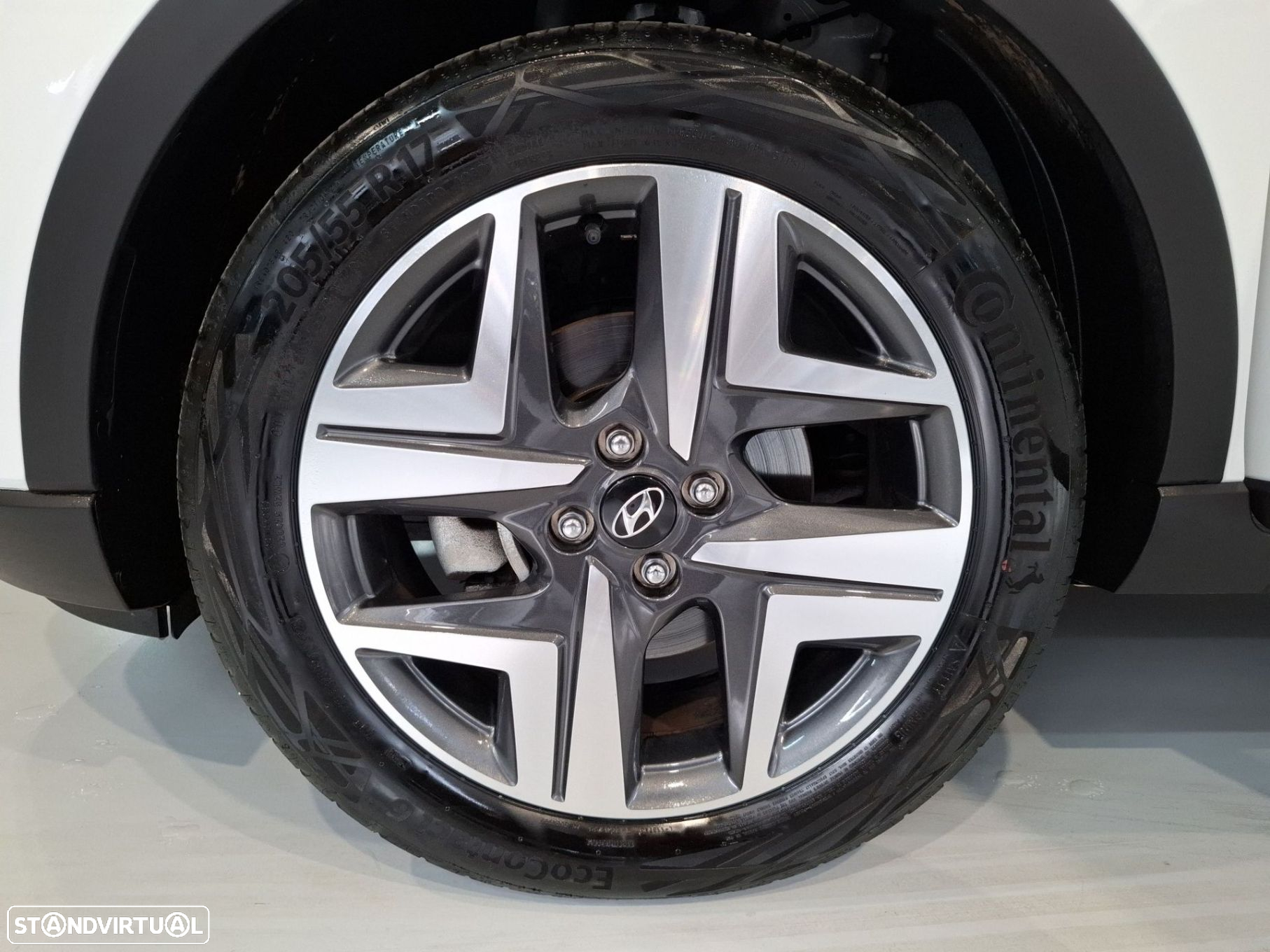 Hyundai Bayon 1.0 T-GDI Premium TT - 24