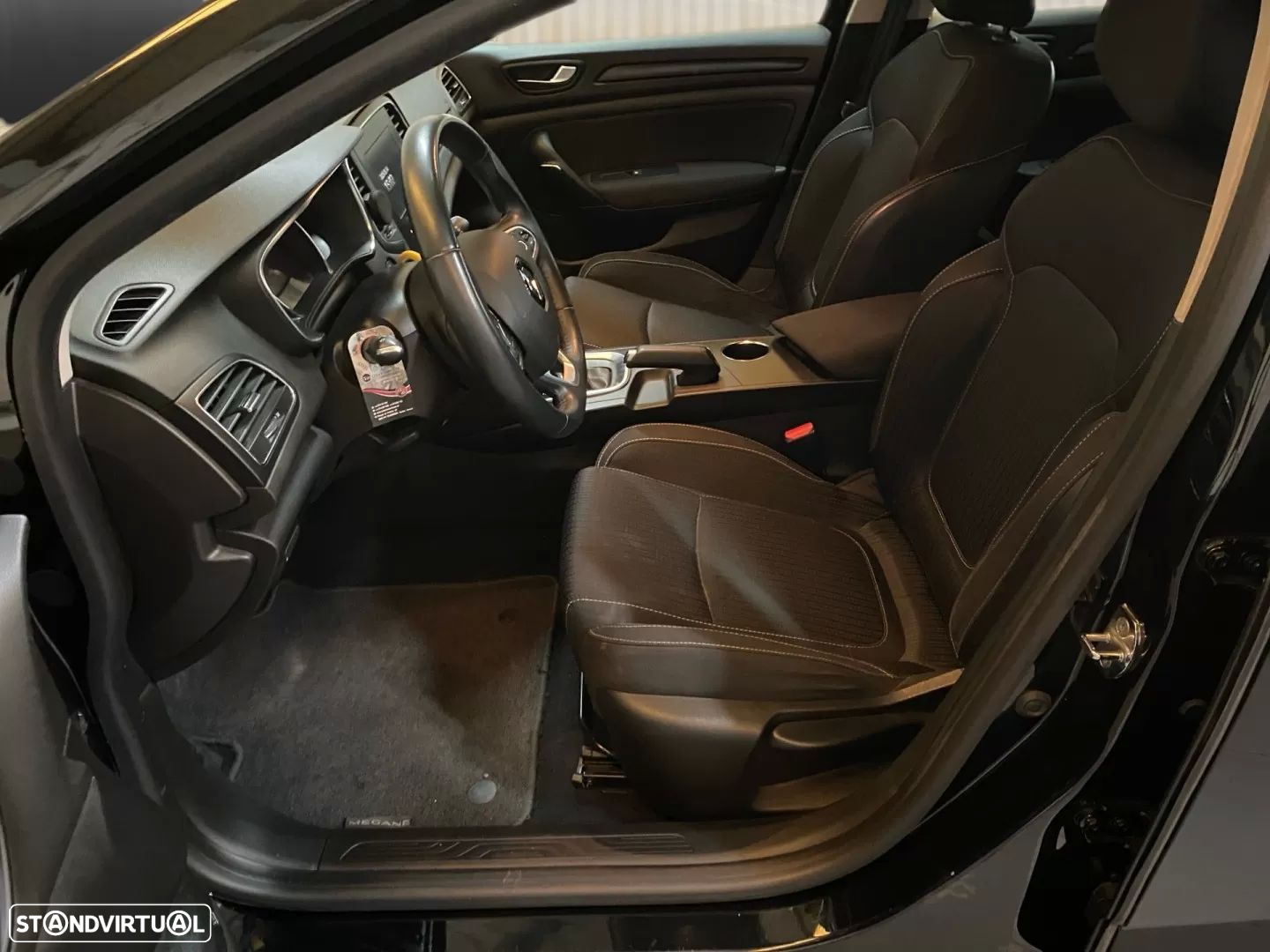 Renault Mégane Sport Tourer 1.5 Blue dCi Equilibre EDC - 7