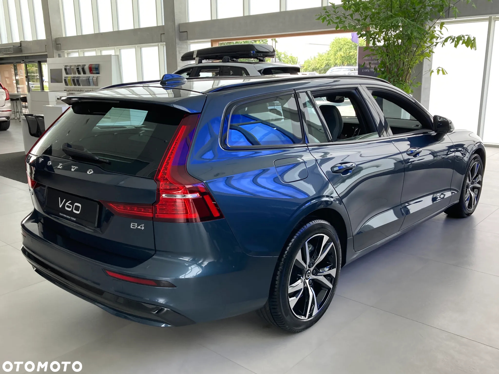 Volvo V60 B4 B Plus Dark - 7