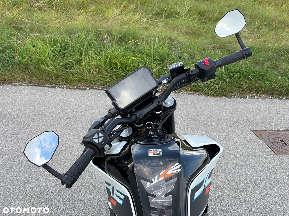 KTM Duke 125 - 8