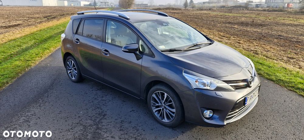 Toyota Verso 1.8 Premium 7os - 11
