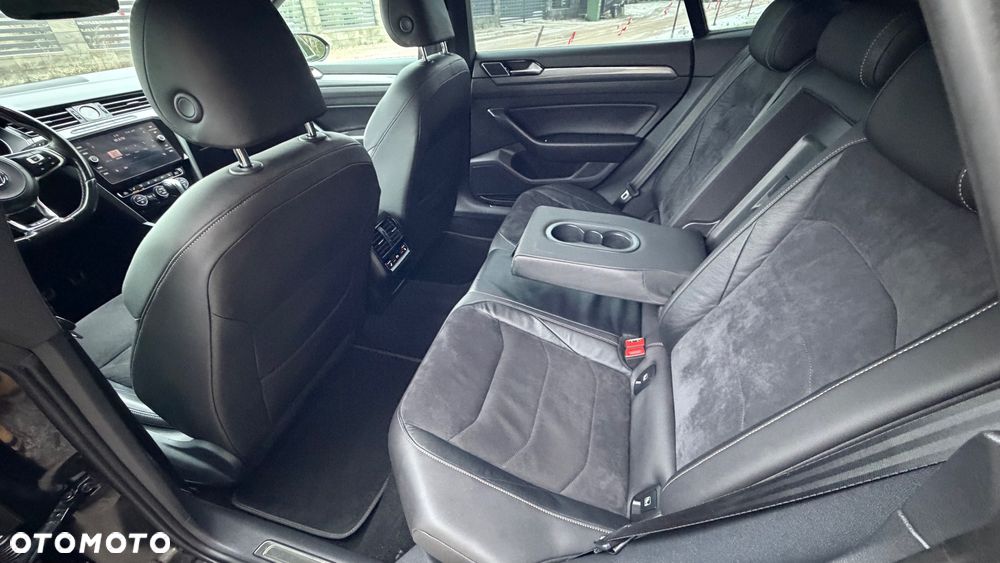 Volkswagen Arteon 2.0 TDI SCR 4Motion DSG R-Line - 25