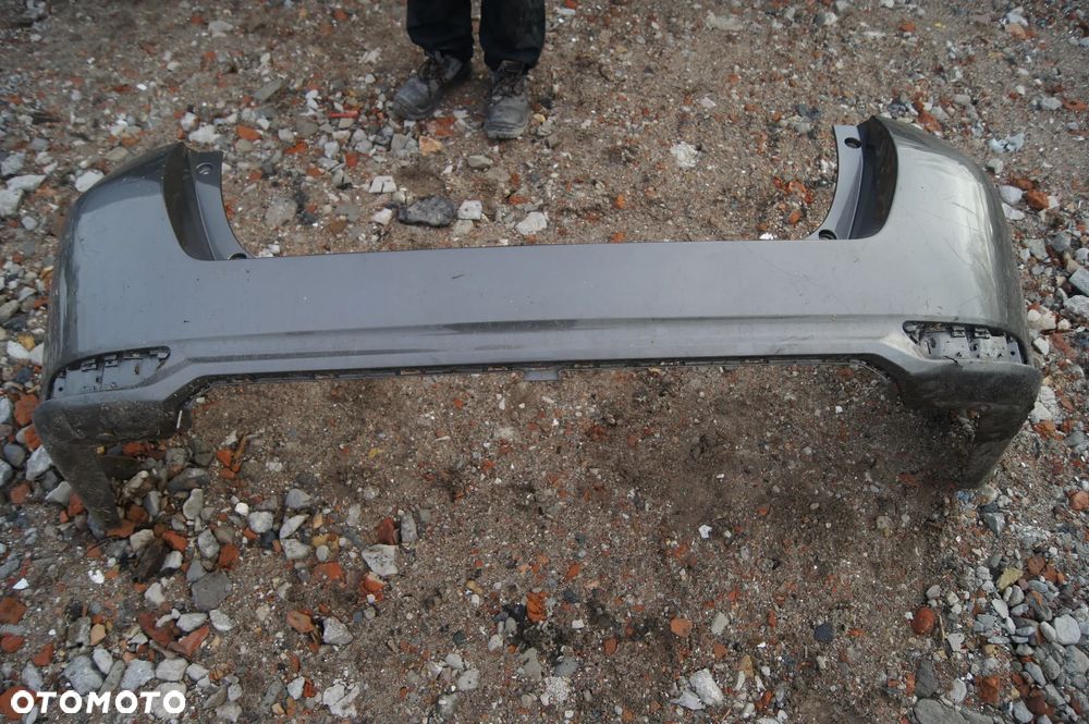 zderzak tylny TOYOTA AURIS II LIFT KOMBI tył 2015 -> bez PDC - 1
