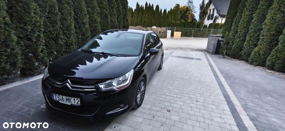 Citroen C4 2012 photo 2