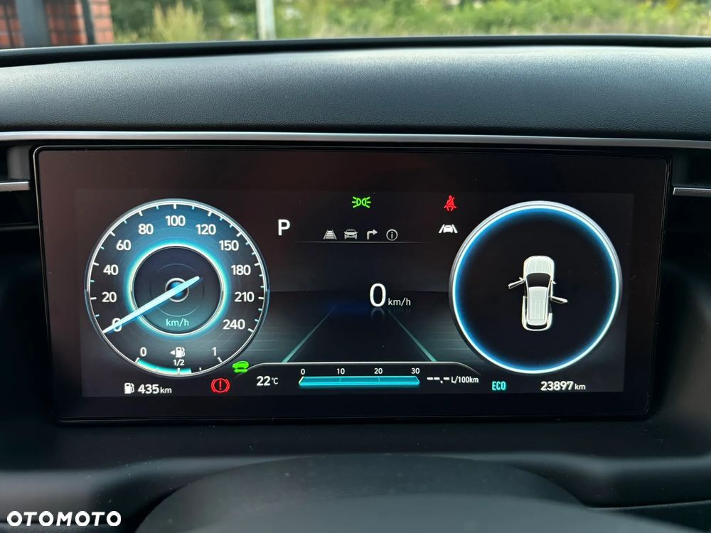 Hyundai Tucson 1.6 T-GDi HEV Executive 2WD - 11