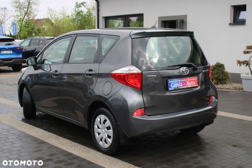 Toyota Verso S - 4
