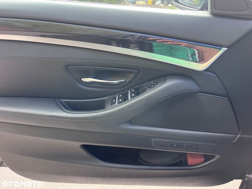 BMW Seria 5 - 13