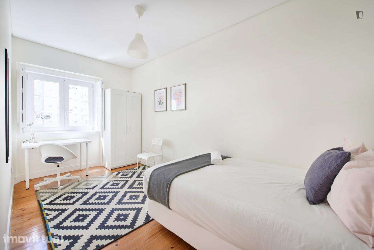 Quarto - localizado em Alvalade Lisbon - Näkymä 3