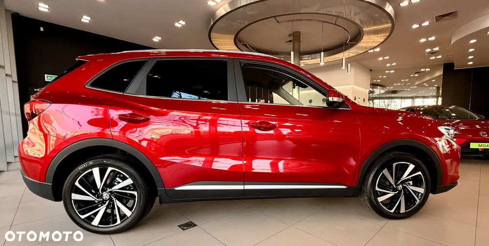 MG ZS Hybrid+ - 11