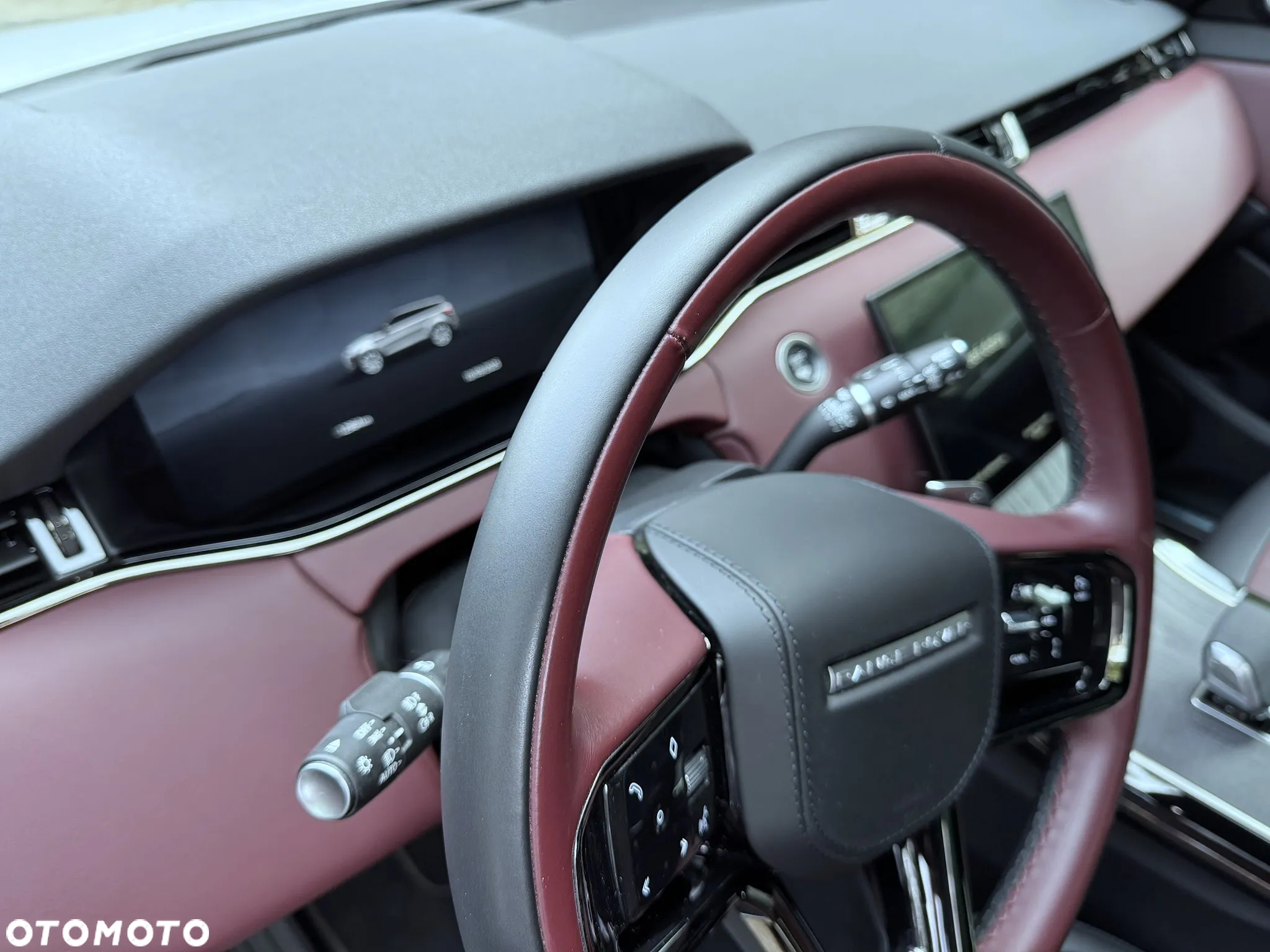 Land Rover Range Rover Evoque - 14