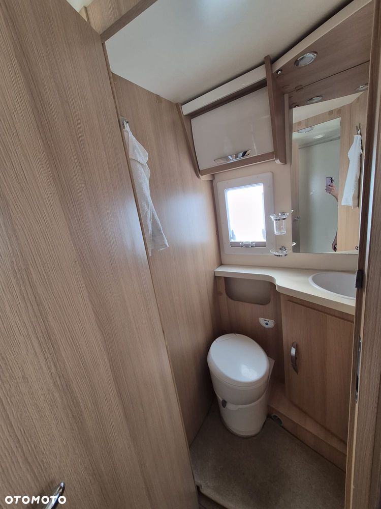 McLOUIS NAVIS813 - 21