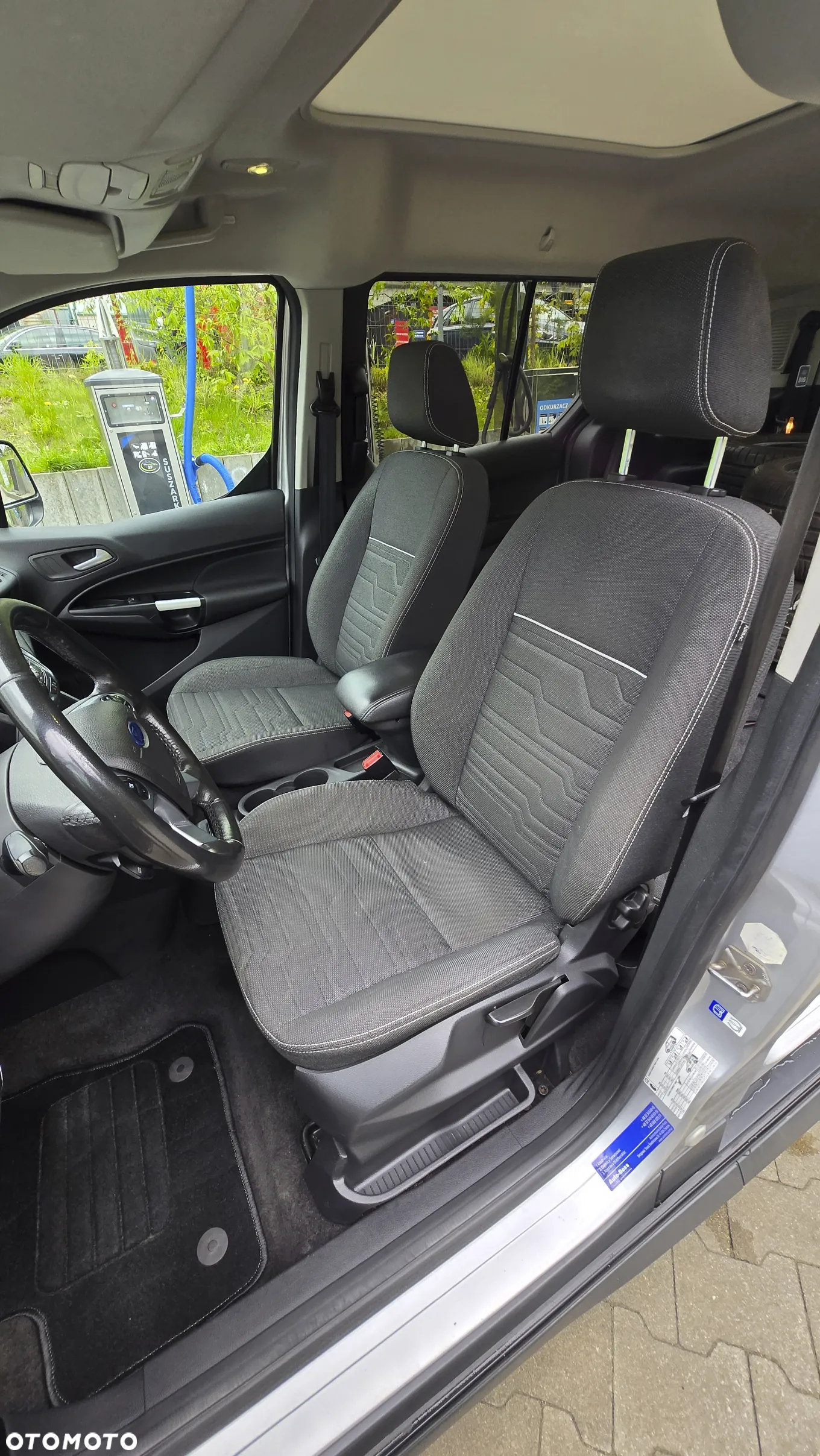 Ford Tourneo Connect Gr 1.5 TDCi Titanium PowerShift - 22