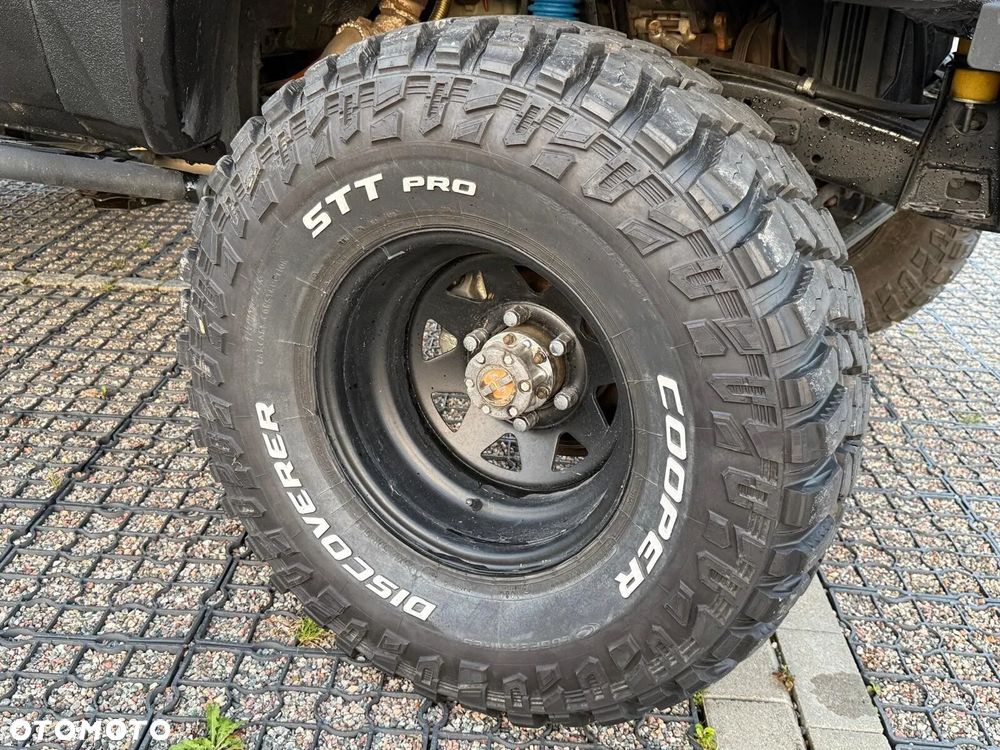Toyota Land Cruiser LJ70 Turbo - 24