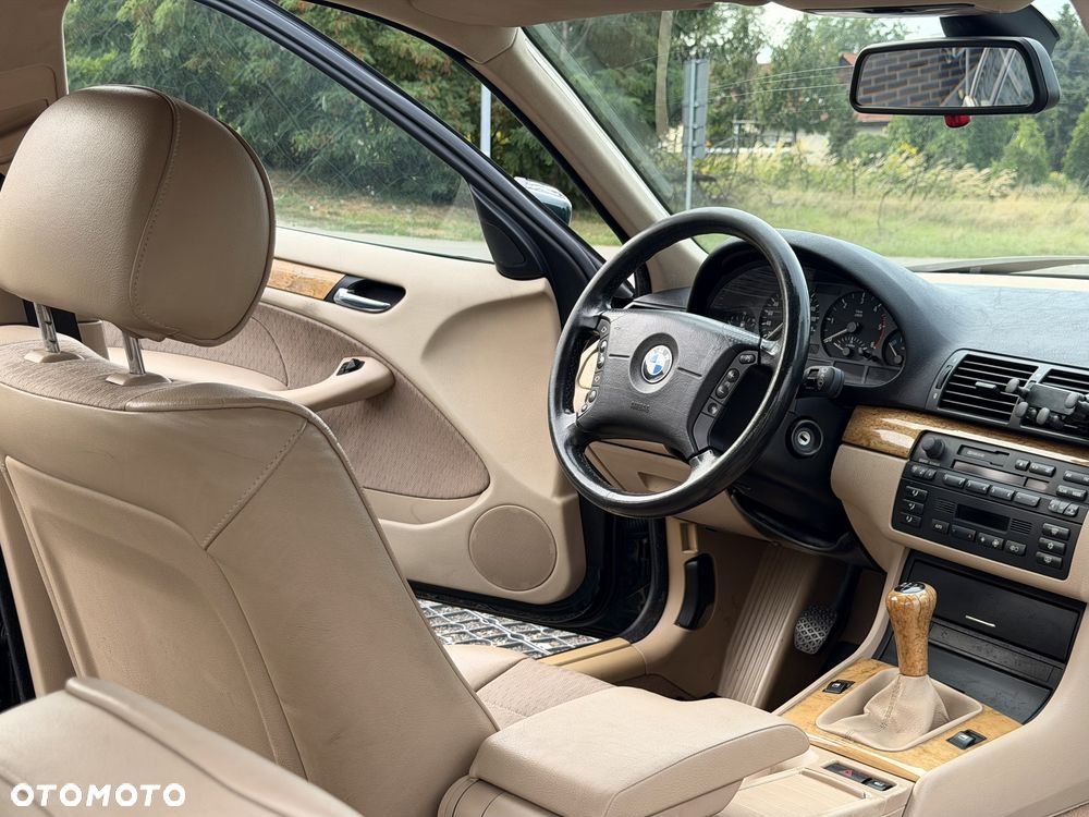BMW Seria 3 320d - 27
