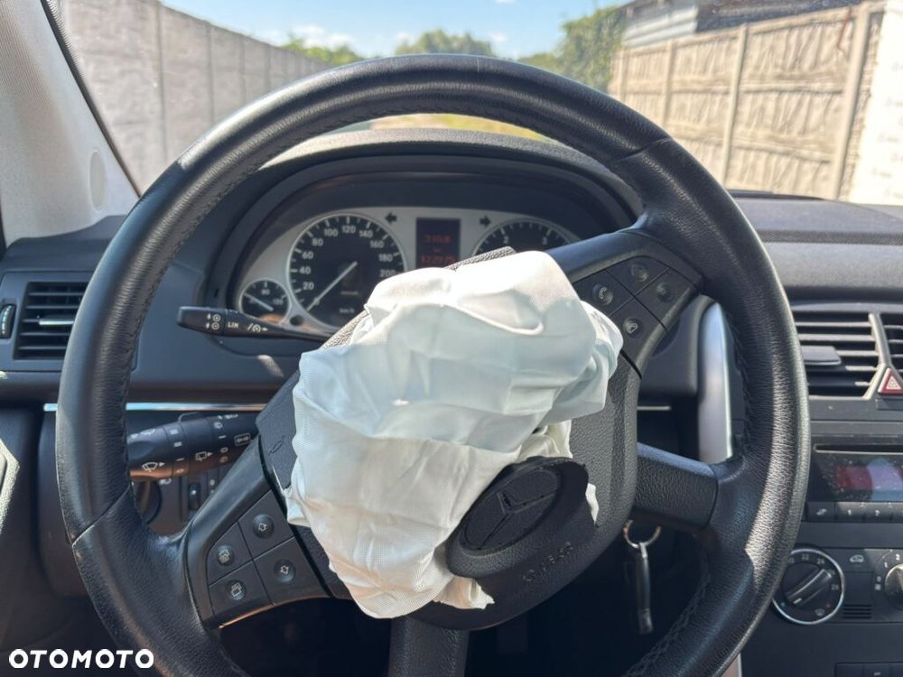 Mercedes-Benz Klasa B 200 CDI DPF Autotronic - 6