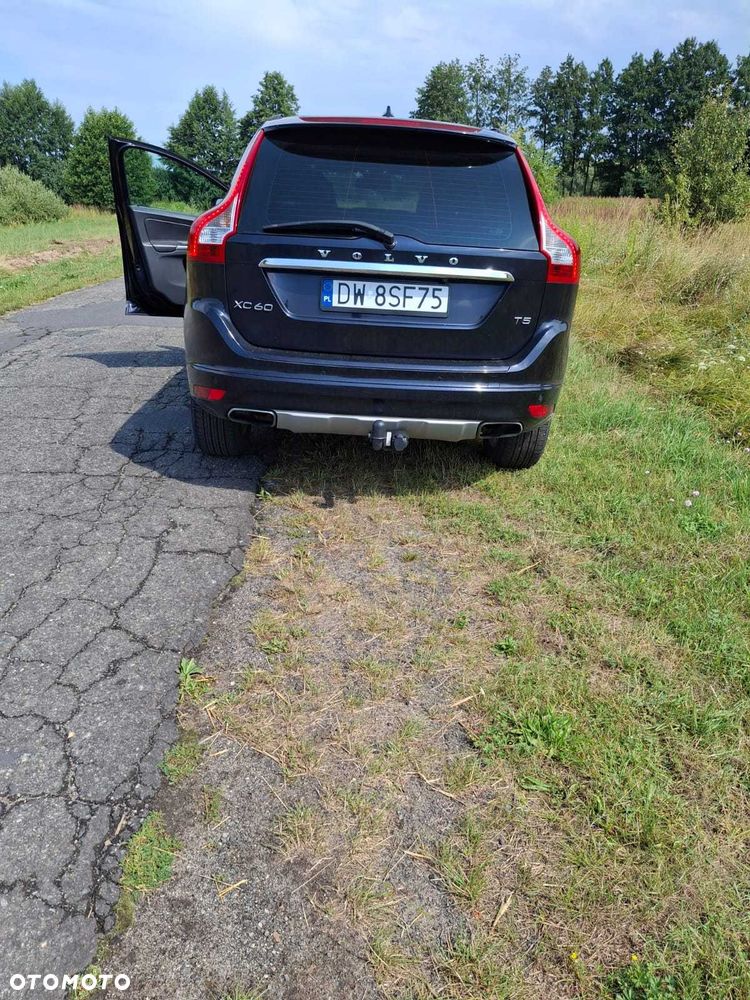Volvo XC 60 - 3