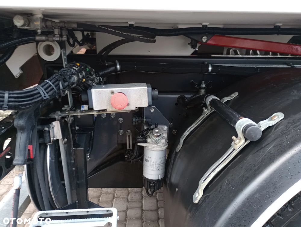 Renault D18 280 WIDE Zamiatarka Zoeller Semat  *2018* - 13