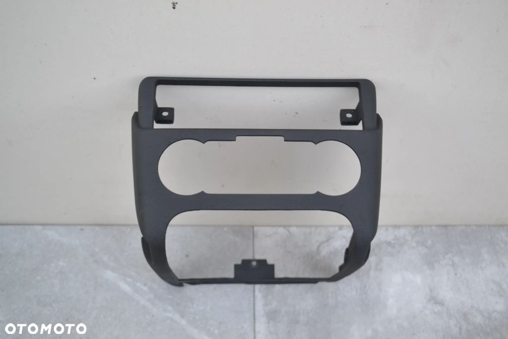 AUDI TT 8N RAMKA RADIA KLIMATYZACJI KONSOLI ŚRODKOWEJ 8N0863263A - 1