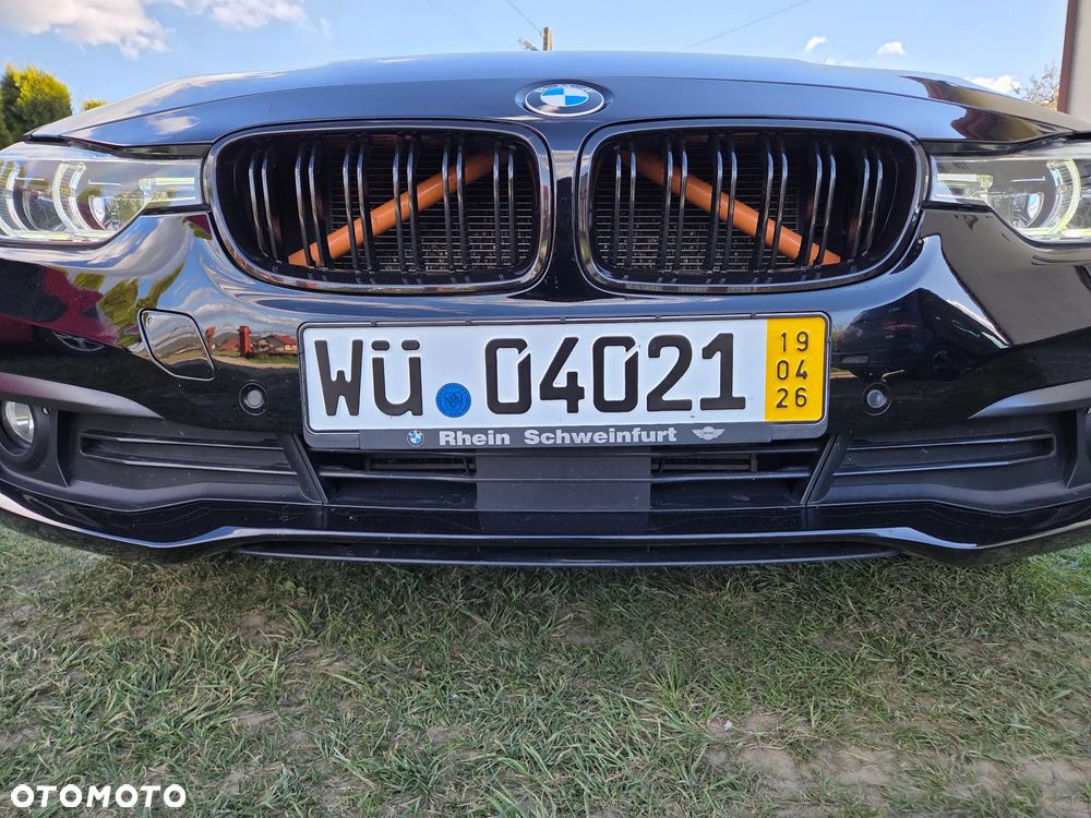 BMW Seria 3 320d Edition M Sport Shadow - 24