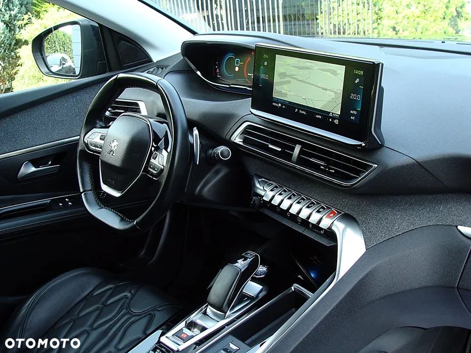 Peugeot 3008 1.6 PureTech Hybrid4 PHEV Allure S&S EAT8 - 11