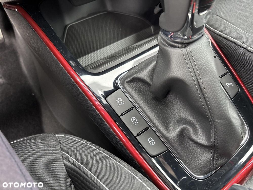 Skoda Fabia 1.5 TSI Monte Carlo DSG - 24
