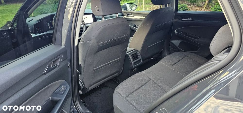 Volkswagen Golf 2.0 TDI SCR Life - 17